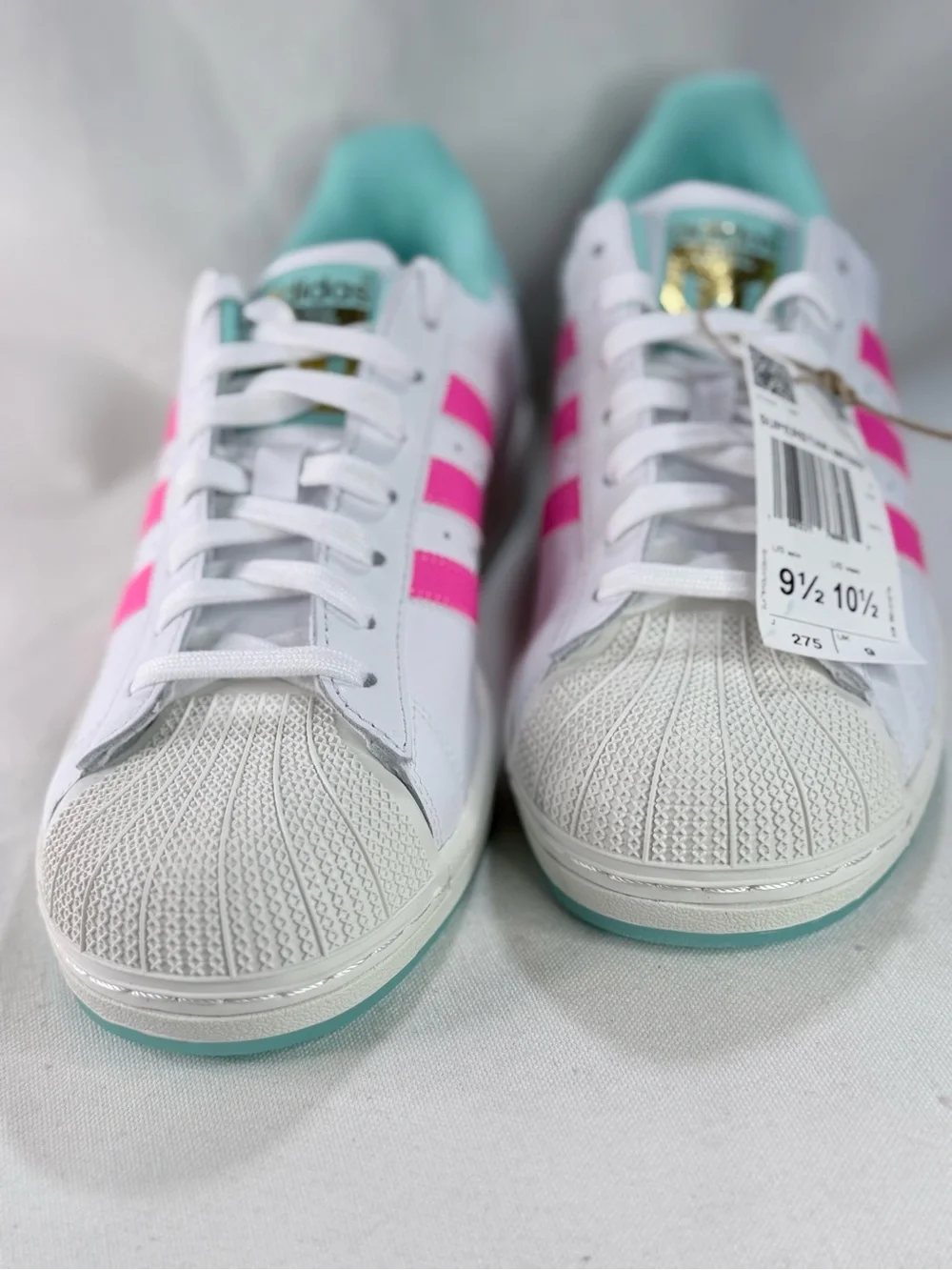adidas unisex Superstar Messi Sneakers M9.5 W10.5